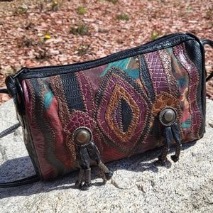 EUC!! VINTAGE!! jR Crossbody bag patch patter black and